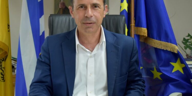 Ευάγγελος Μπουρνούς: «Πρόκειται για γεωλογικό φαινόμενο που εκτείνεται περίπου 400 μέτρα»
