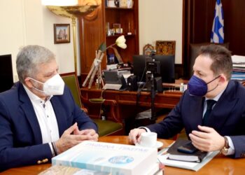 Περιφέρεια Αττικής: Συνάντηση Πατούλη –Πέτσα για «Αντώνης Τρίτσης» και οδική ασφάλεια