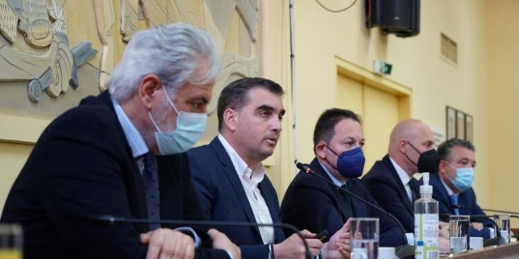 Στ. Πέτσας: «11 εκ. ευρώ στον Σ.Π.Α.Υ. για τη χρηματοδότηση έργων που ενισχύουν την αντιπυρική προστασία»