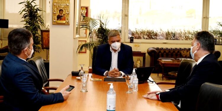 Περιφέρεια Αττικής: Στο επίκεντρο ο προληπτικός έλεγχος και η ασφάλεια των τροφίμων