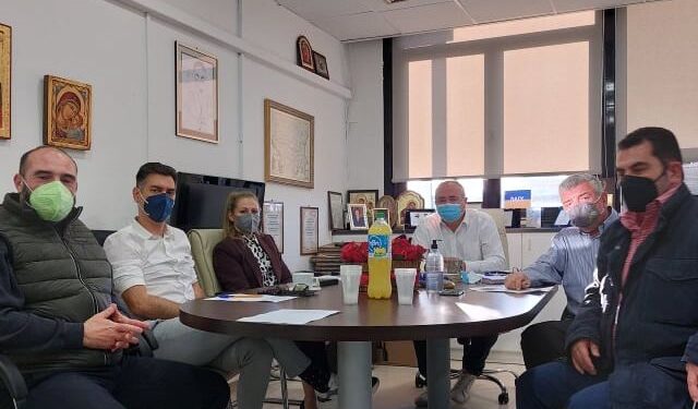 Με το νέο Δ.Σ. της Ένωσης Γονέων συναντήθηκε ο δήμαρχος Ηρακλείου Αττικής Νίκος Μπάμπαλος