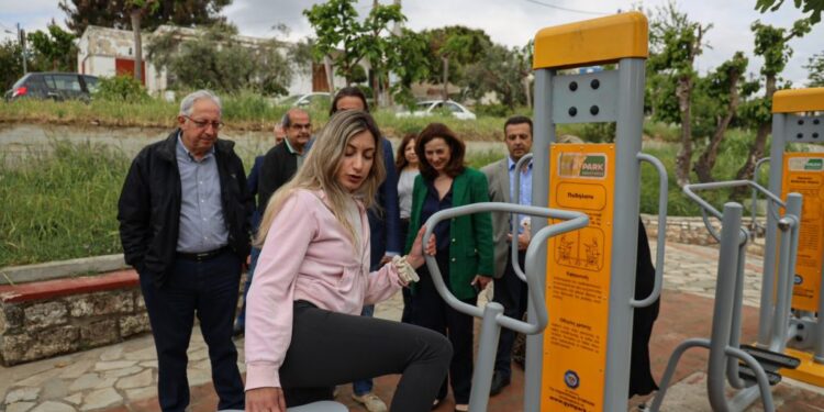 Οι γειτονιές του Δήμου Αμαρουσίου εξοπλίζονται με σύγχρονα & ασφαλή υπαίθρια όργανα άθλησης