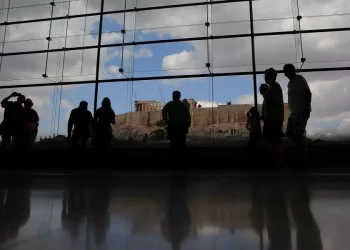 UNESCO: Ελληνοβρετανική συνάντηση με θέμα την επιστροφή των Γλυπτών του Παρθενώνα
