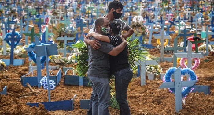 ΠΟΥ: Ο πραγματικός αριθμός θανάτων αγγίζει τα 15 εκατομμύρια