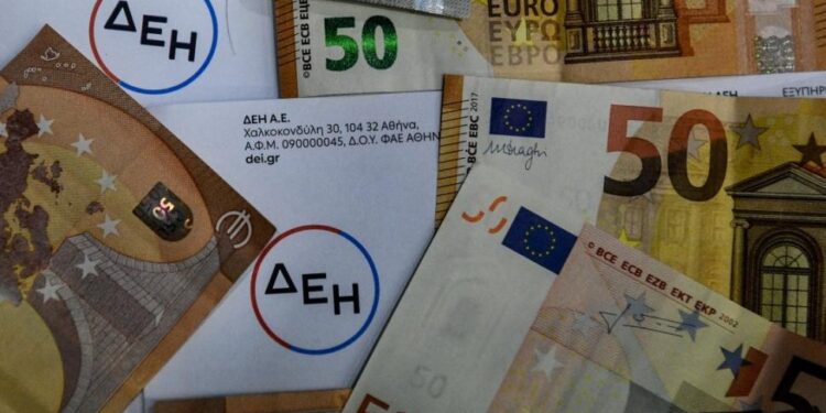 Καταργείται τον Ιούλιο η ρήτρα αναπροσαρμογής