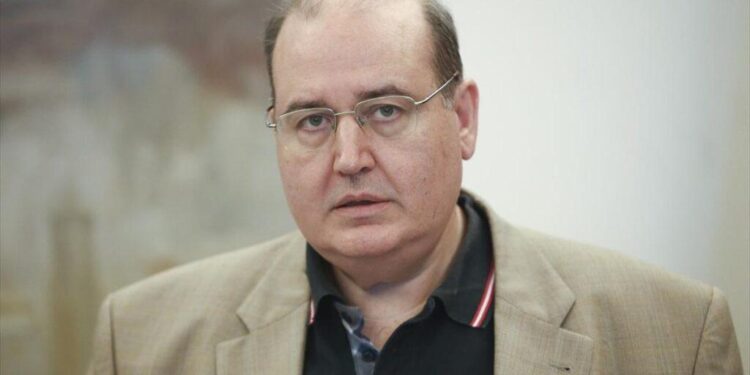 Νίκος Φίλης: Η “σωστή πλευρά της Ιστορίας” δεν βρίσκεται στα τάνκερ των εφοπλιστών