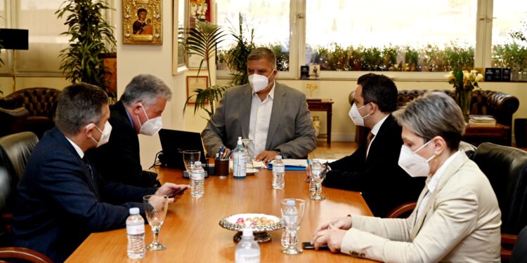 Γ. Πατούλης: «Με την εξασφάλιση σύγχρονων μηχανημάτων ενισχύουμε το σύστημα υγείας»