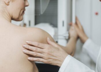Πρόληψη του καρκίνου του μαστού: νέος κύκλος εξετάσεων από το ΚΕΠ Υγείας του Δήμου Ηρακλείου Αττικής