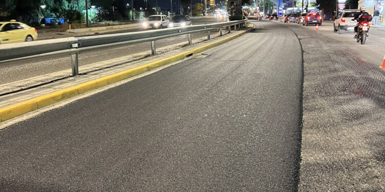 Περιφέρεια Αττικής: Ολοκληρώθηκαν οι εργασίες ασφαλτόστρωσης στην Λεωφόρο Ποσειδώνος