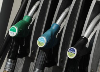 Κατατέθηκε η τροπολογία για το «Fuel Pass 2» -Τι περιλαμβάνει, αναλυτικά τα ποσά -Ψηφίζεται σήμερα