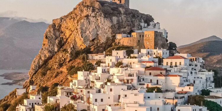 Αφιέρωμα στην Σκύρο από τον 94.0 και την εκπομπή ”Dr.No-Art & Act”