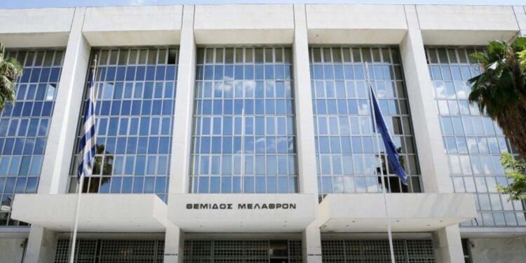 Ο Ι.Ντογιάκος κάλεσε σήμερα τον Τάσο Τέλλογλου, μετά την ανάρτησή του ότι παρακολουθούσαν τον Μητσοτάκη το 2018
