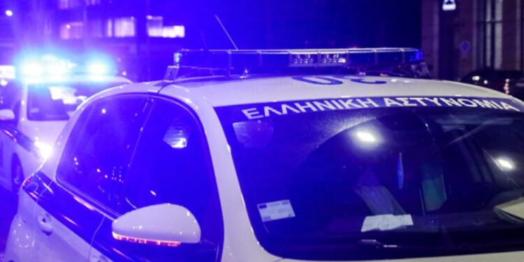 Επίθεση με υδροχλωρικό οξύ: Πώς ο πρώην σύζυγος έστησε καρτέρι και αιφνιδίασε την 49χρονη που πήγαινε για δουλειά