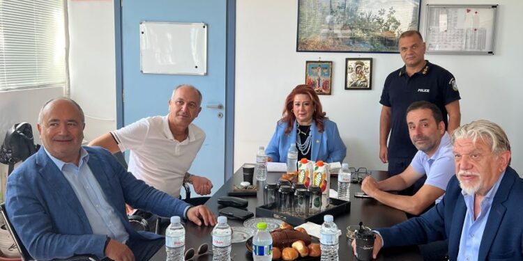 Συνάντηση δημάρχων Β.Α. Αθήνας με την Τροχαία ενόψει της λειτουργίας του γηπέδου της ΑΕΚ