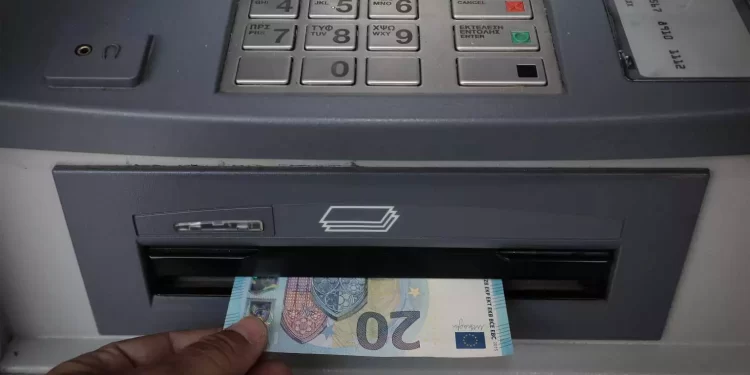 Συντάξεις Οκτωβρίου 2022: Πότε καταβάλλονται οι κύριες και οι επικουρικές