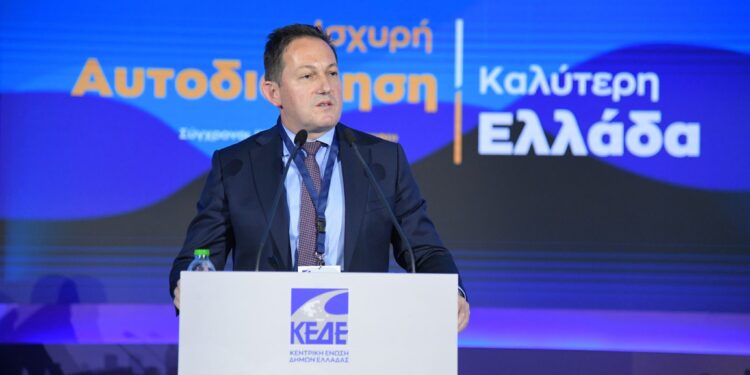 Στέλιος Πέτσας: «Διαμορφώνουμε, μαζί, το όραμά μας για μια πιο φωτεινή Αυτοδιοίκηση»