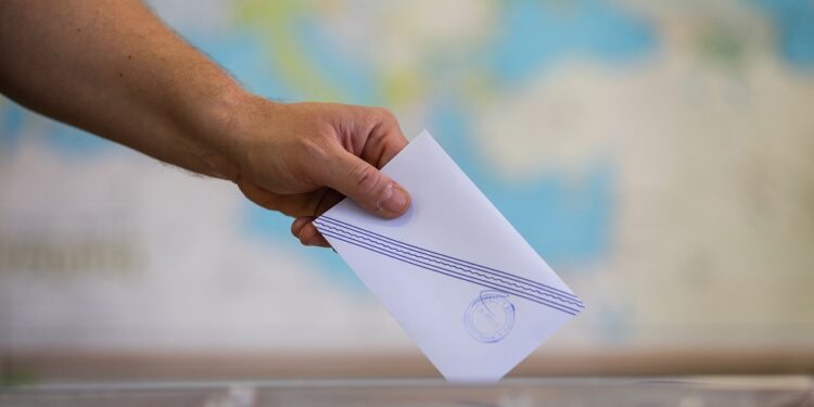 Εκλογές: Πότε θα γίνουν, τι συζητούν πολιτικοί και δημοσιογράφοι
