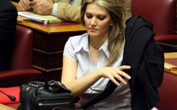 Εύα Καϊλή: Έρευνα για το πόθεν έσχες του πατέρα της