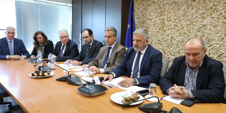Περιφέρεια Αττικής: Τρεις νέες μελέτες για την κατασκευή σύγχρονων σχολείων