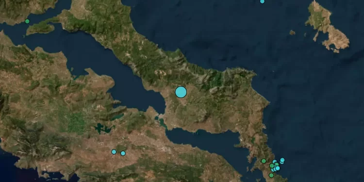 Ισχυρός σεισμός 4,9 Ρίχτερ στα Ψαχνά Εύβοιας-Έγινε αισθητός στην Αττική