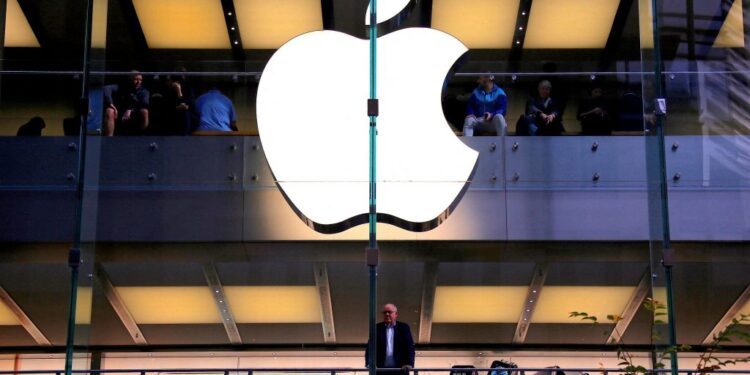 Apple: Αντεπίθεση στην Google με χάρτες, αναζήτηση και διαφήμιση