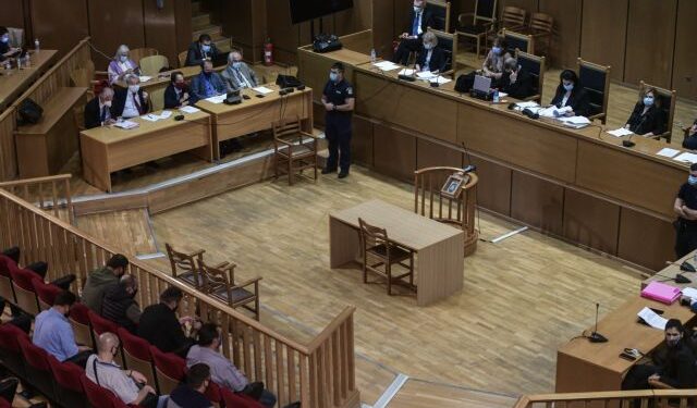 Δίκη Χρυσής Αυγής: Διετάχθη η βίαιη προσαγωγή της συντρόφου του Παύλου Φύσσα
