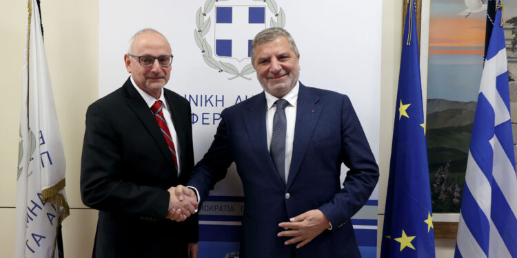 Συνάντηση του Περιφερειάρχη Αττικής με τον Πρέσβη του Ισραήλ στην Ελλάδα Νόαμ Κατς