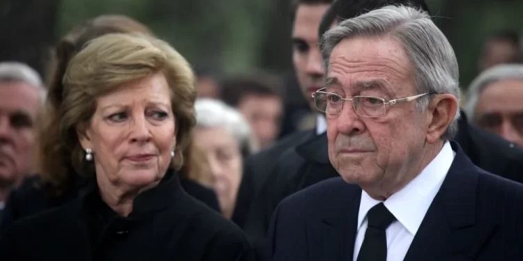 Πικραμμένος και Μενδώνη στην κηδεία του τέως βασιλιά Κωνσταντίνου – Οι εργασίες στο Τατόι