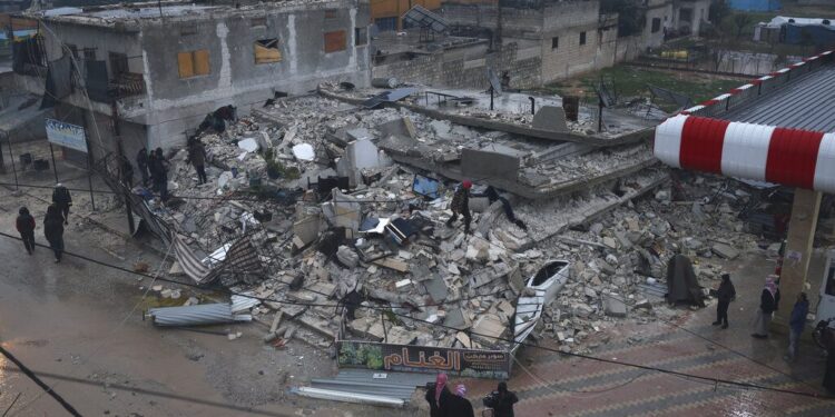 Ασύλληπτη τραγωδία από τα 7,8 Ρίχτερ σε Τουρκία και Συρία – 670 νεκροί, χιλιάδες τραυματίες