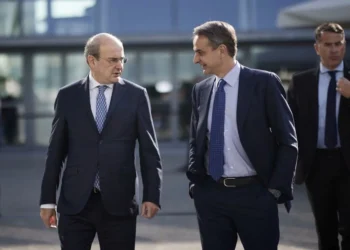 Αύριο οι ανακοινώσεις Χατζηδάκη για τον κατώτατο μισθό