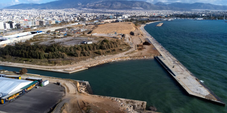 Υπεγράφη η απόφαση χρηματοδότησης για την Ανάπλαση του Φαληρικού Όρμου