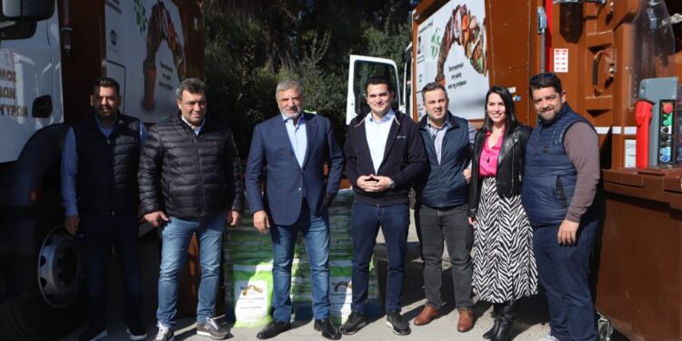 Περιφέρεια Αττικής: Νέος εξοπλισμός ανακύκλωσης στον δήμο Αγ. Αναργύρων- Καματερού