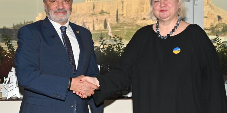 Περιφέρεια Αττικής: Τουρισμός και επιχειρηματικότητα στο επίκεντρο της συνάντησης με την νέα Πρέσβειρα της Λιθουανίας