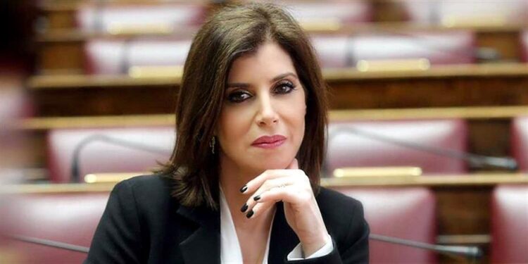 Ο Ανδρέας Νικολακόπουλος βουλευτής ΝΔ στον Επικοινωνία 94fm