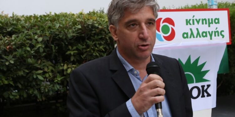 Ο Στάθης Κωνσταντινίδης βουλευτής Ν.Δ. στον Επικοινωνία 94fm