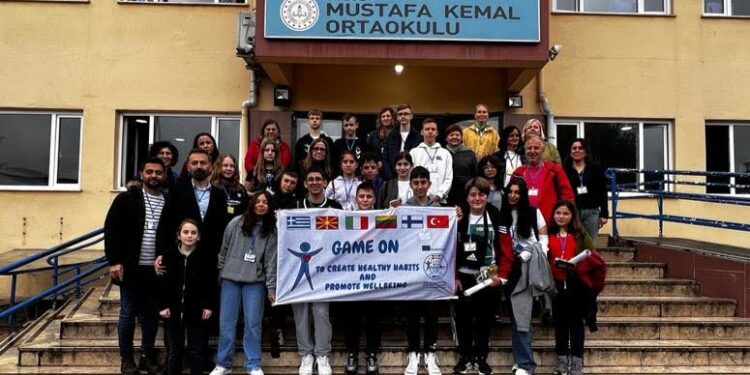 Στο πρόγραμμα ERASMUS : “GAME ON  to great healthy habits and promote wellbeing” συμμετείχε ως επικεφαλής το 2ο Δημοτικό σχολείο Νέας Ιωνίας