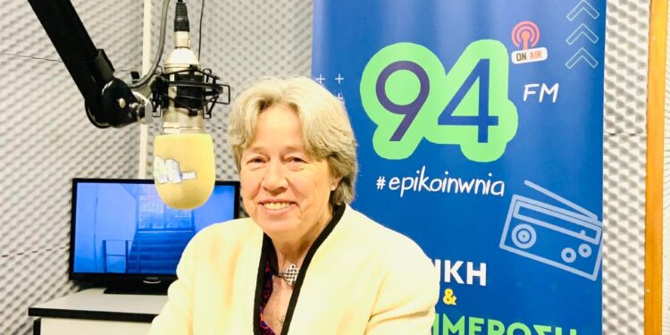 Αθηνά Λινού: “O ΣΥΡΙΖΑ στοχεύει σε ίσες ευκαιρίες πρόσβασης σε παιδεία και υγεία για όλους”