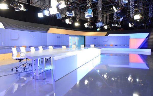 Debate: Απορρίφθηκε το δημοσιογραφικό αίτημα για ελεύθερες ερωτήσεις – «Νέα γενιά» η ενότητα που προστέθηκε