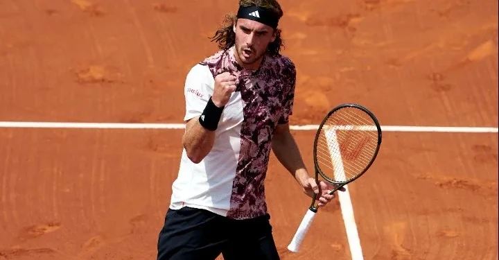 Εύκολα στον τρίτο γύρο του Roland Garros ο Τσιτσιπάς