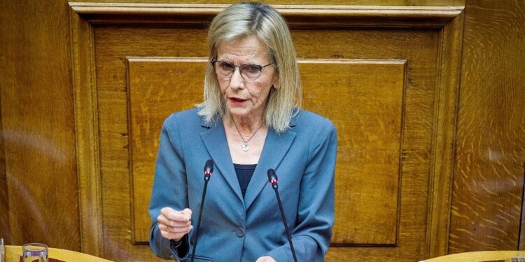 Ο Δημήτρης Καιρίδης υπ. βουλευτής Βορείου Τομέα Αθηνων Ν.Δ, στον Επικοινωνία 94fm