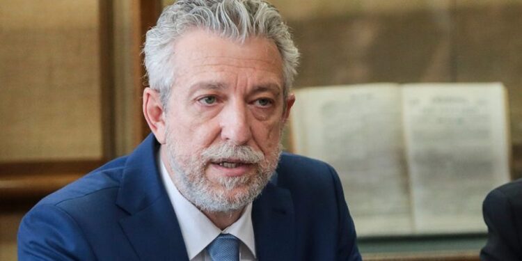 Ο Μπάμπης Παπαδημητρίου υπ. βουλευτής Νοτίου Τομέα Αθηνών Ν.Δ, στον Επικοινωνία 94fm