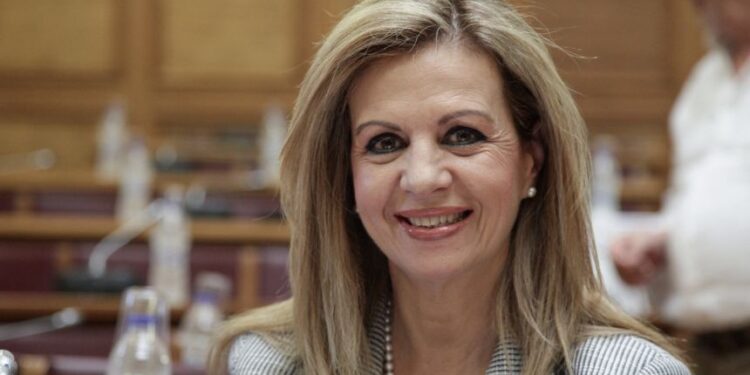 Ο Γιώργος Βρεττάκος βουλευτής Ν.Δ, στον Επικοινωνία 94fm
