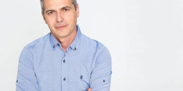 Ο ηθοποιός Μάριος Αθανασίου μας μιλά για την υποψηφιότητα του με τον ΣΥΡΙΖΑ Π/Σ