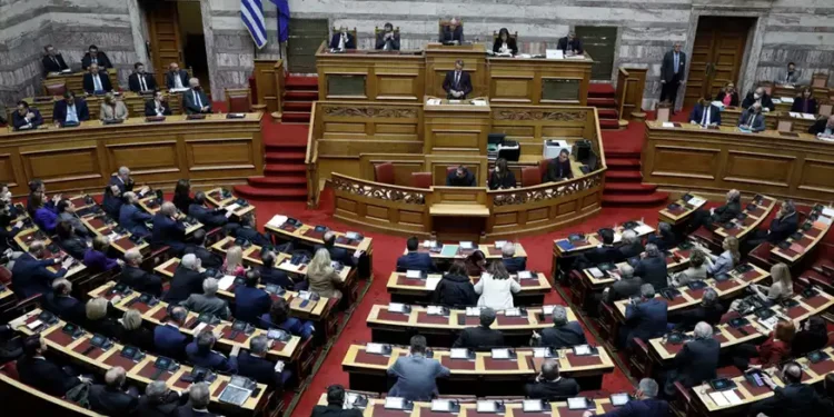 Βουλή: Πότε ορκίζονται οι βουλευτές, πότε θα γίνουν οι προγραμματικές δηλώσεις και ποια θα είναι τα πρώτα νομοσχέδια που θα κατατεθούν