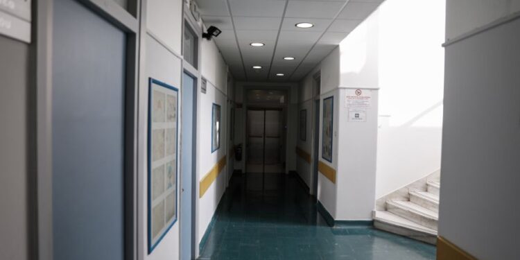 Εισαγγελική έρευνα για το θάνατο του 7χρονου από τη Νάουσα