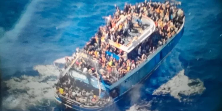 To Λιμενικό Σώμα απαντά στο BBC: Από τον εντοπισμό έως τη βύθιση το αλιευτικό ήταν διαρκώς σε κίνηση