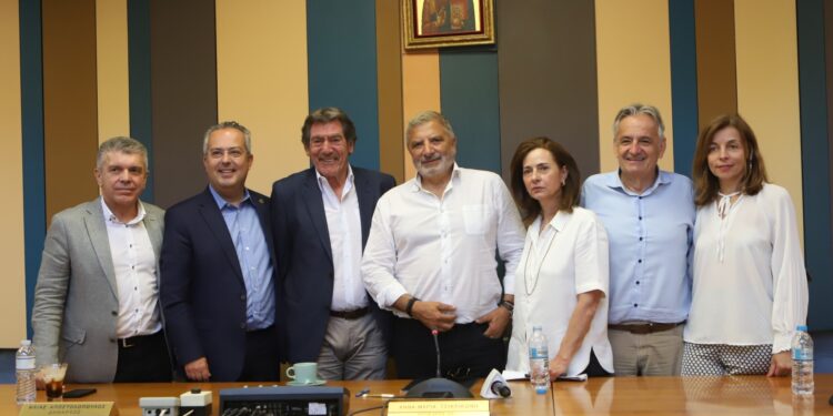 Περιφέρεια Αττικής: Περίπου 10 εκ. ευρώ για έργα και αναπτυξιακές δράσεις σε Παπάγο και Χολαργό