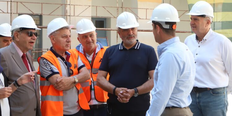 Περιφέρεια Αττικής: Πάνω από 100 εκ. ευρώ τα έργα και οι αναπτυξιακές δράσεις στον Πειραιά