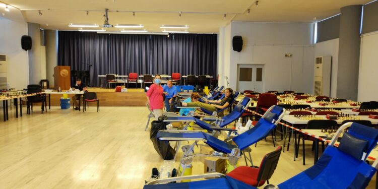 Δώρο ζωής από τη συμμετοχή των πολιτών στην καλοκαιρινή αιμοδοσία του Δήμου Ηρακλείου Αττικής