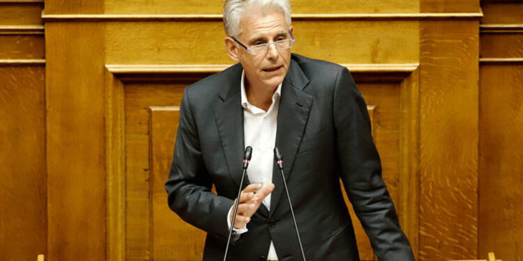 Ο Γιάννης Μουζάλας υπ. βουλευτής ΣΥΡΙΖΑ – Π.Σ, στον Επικοινωνία 94fm
